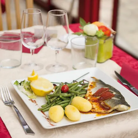 & Bleues Orhoitza Отель