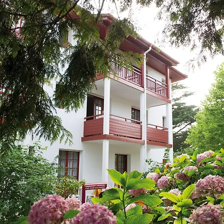 Hôtel&résidence Bleues Orhoïtza 3*
