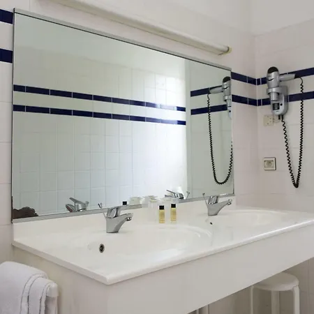 Hôtel&résidence Bleues Orhoïtza 3*