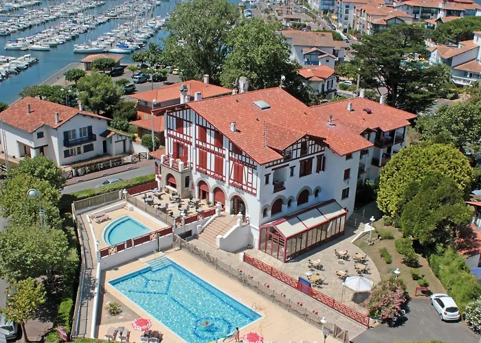 & Bleues Orhoitza 3*