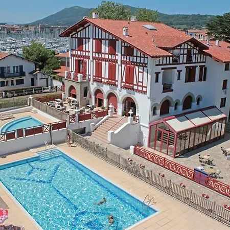 Hotel & Bleues Orhoitza 3*