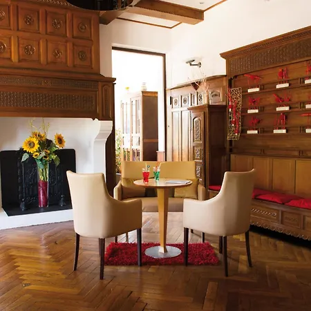 Hotel & Bleues Orhoitza 3*