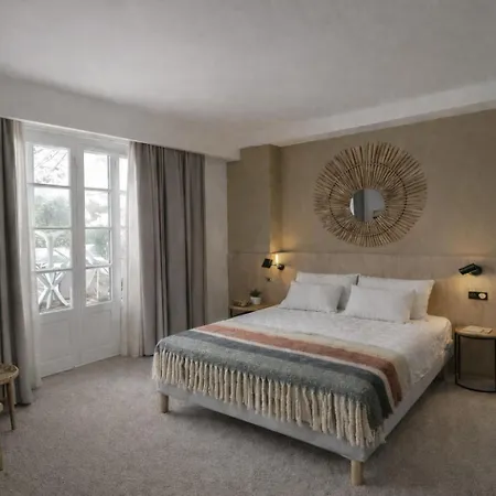 Отель & Bleues Orhoitza