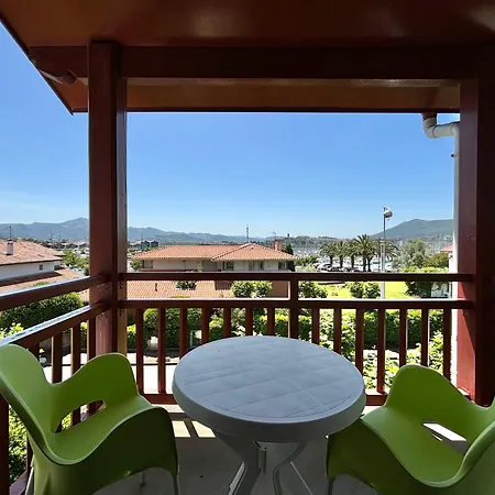 Hotel & Bleues Orhoitza 3*