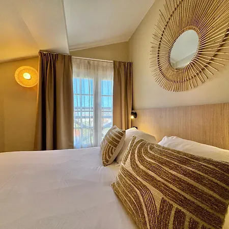 Hotel & Bleues Orhoitza 3*