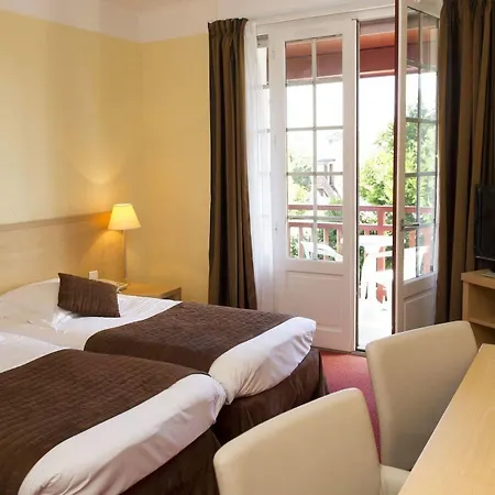 Hotel & Bleues Orhoitza 3*