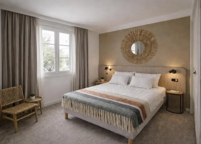 & Bleues Orhoitza Отель