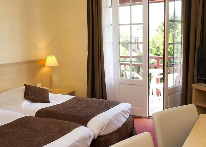 Hotel & Bleues Orhoitza 3*